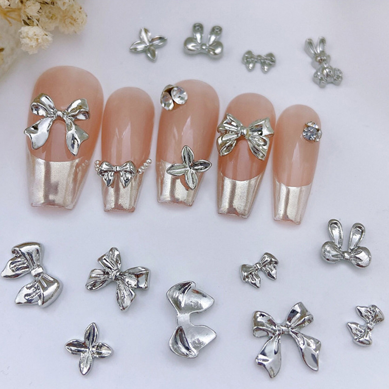 Trending Tech Accessories - Breloques pour ongles en forme de