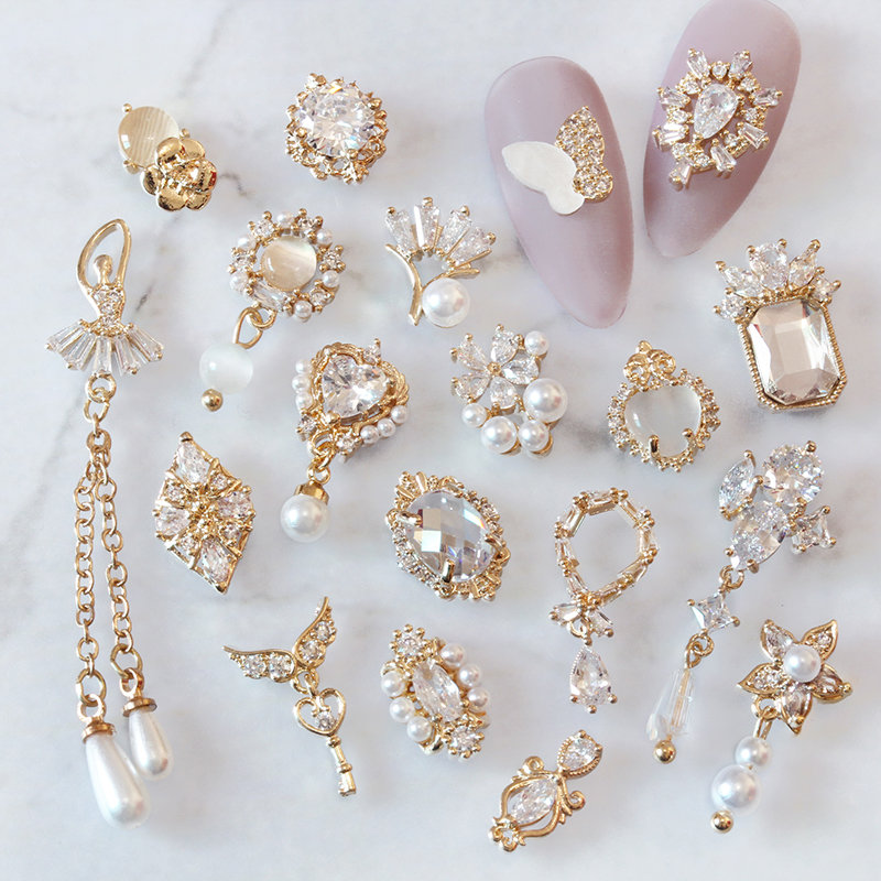 Trending Tech Accessories - Pendentif papillon Rose d'amour en alliage